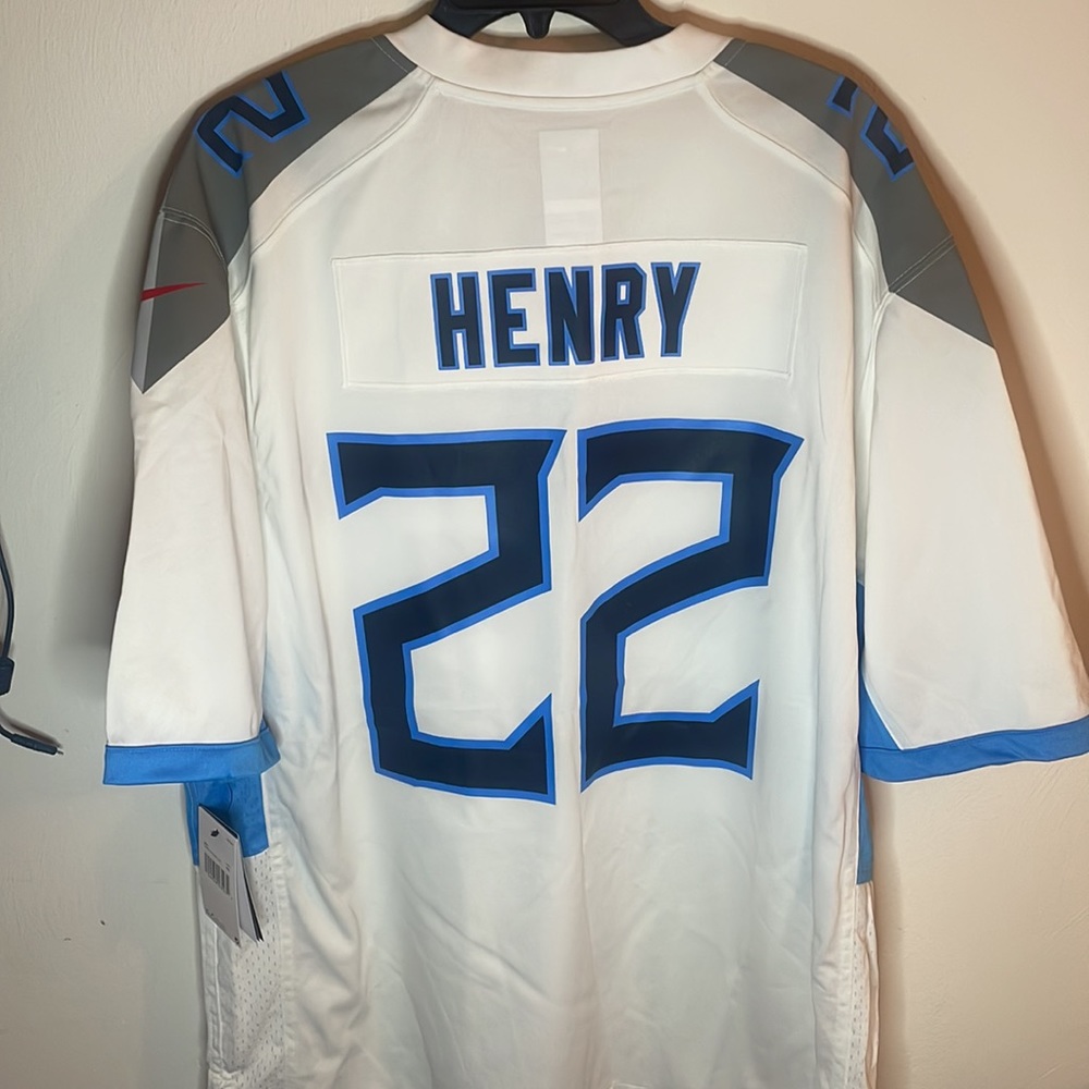 Derrick Henry jerseys